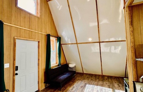 Tok Ski Chalet | Bear Cabin 1 in Tok Alaska