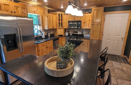 Alanson Cabin | Bear Cabin Up North on Crooked River in Alanson, MI