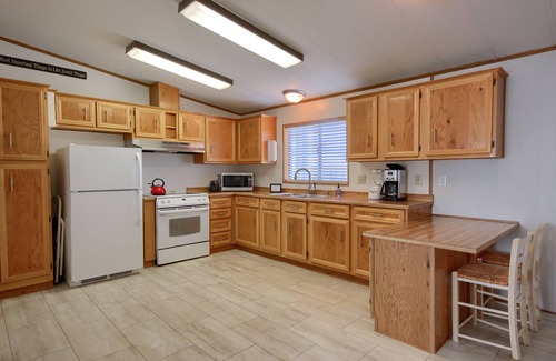 Catheys Valley House | Bear Creek Ranch in tranquil setting near Yosemite Valley/Merced River