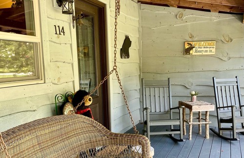Lake Lure Cabin | Bear Creek Retreat - Cabin in LLVR gated community nLake Lure now Welcomes YOU!