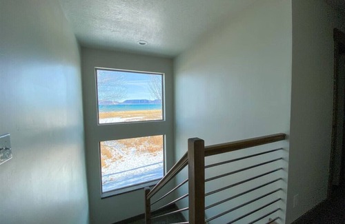 Garden City House | Bear Foot Beach House-Beautiful Views on the Lake