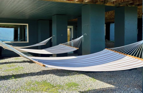 Sweetwater Cabin | Bear Lake Cabin on golf course. Ideal Beach access, private hot tub, hammocks!