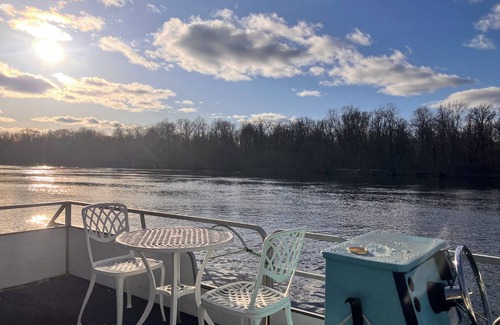 Wauksaukee Cabin | Bear Point Hideout on Menominee River