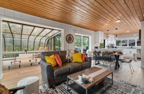 East Kootenay House | Bearfoot Lodge I Ping Pong I Sleeps 16 I Games I