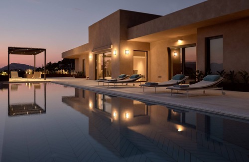 Kalamaki Villa | Beatiful villa with great view 5 minutes drive from beach