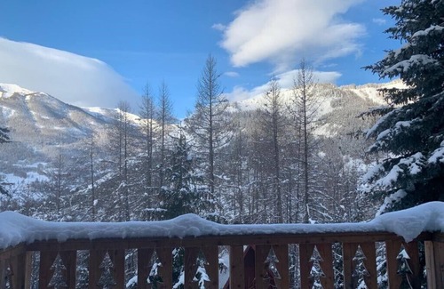 Allos Ski Chalet | Beau Chalet 9 persons, 5 rooms, 120m2 in Allos