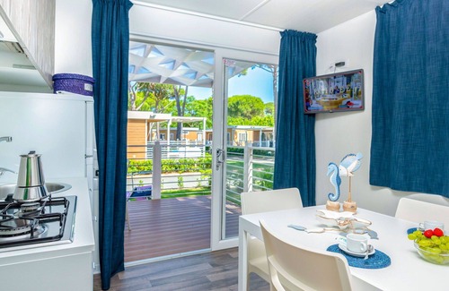 Le Rocchette House | Beautiful apartment in villa for 3 guests with WIFI, A/C, pool, TV and patio