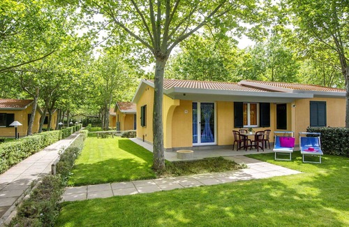 Le Rocchette House | Beautiful apartment in villa for 4 people with pool, hot tub, A/C, WIFI, TV and terrace