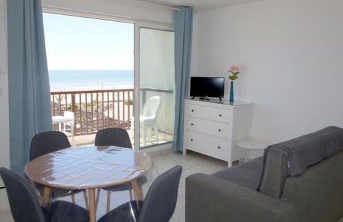 Saint-Jean-de-Monts Apartment | Beau Studio à Saint-Jean-de-Monts, Face à la Mer - FR-1-323-425