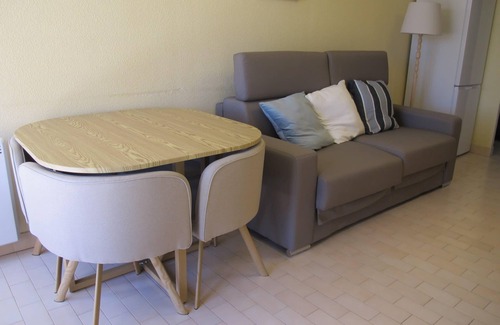 Agay Apartment | Beau studio cabine avec piscine et plage à 50m