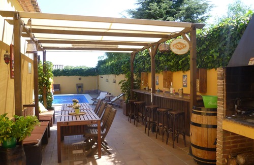 L'Hospitalet de l'Infant Villa | Beautiful and quiet villa near beach. Large garden, fenced pool and barbecue