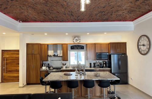 San Carlos House | Beautiful new home in San Carlos, Sonora. Prime location very close to the beach