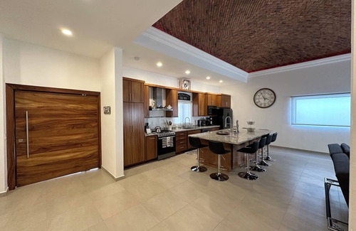 San Carlos House | Beautiful new home in San Carlos, Sonora. Prime location very close to the beach