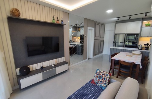 Governador Celso Ramos Apartment | Beautiful and cozy apartment with sea view