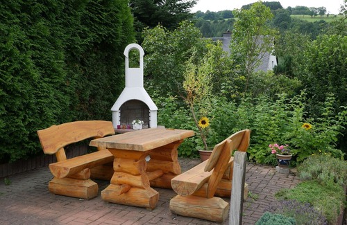 Pohla Apartment | Beautiful Apartment in Pöhla Saxony near Ski Area