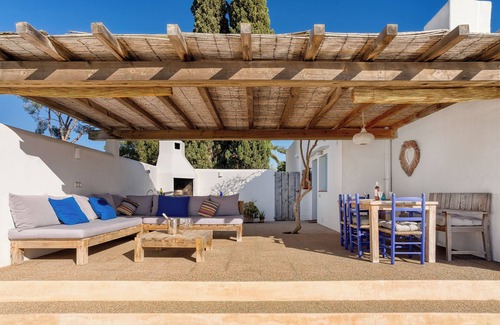 Sant Josep de sa Talaia Villa | Beautiful villa for 6 with large pool in the hills of san jose.Very well located