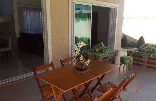 Vargem Grande Paulista Cottage | BEAUTIFUL COTTAGE in gated community!