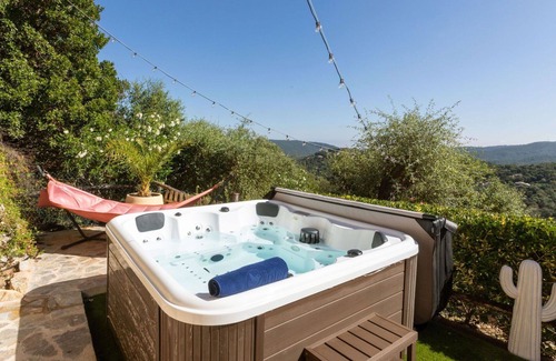 Santa Cristina de Aro House | Beautiful private villa for 8 people with private pool, WIFI, A/C, patio, panoramic view and par.