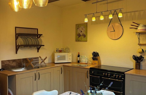 Saint-Julien-le-Petit Cottage | Beautiful cottage in the heart of Limousin countryside