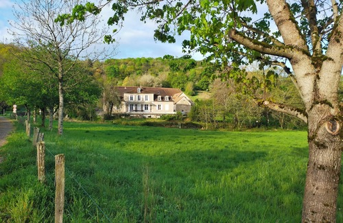 Villeneuve-sous-Pymont Bed & Breakfast | Beautiful place in nature for familles and friendship !