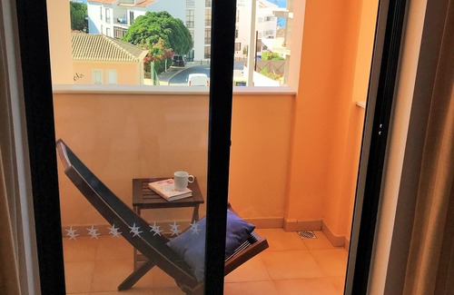 Praia da Luz Apartment | Beautiful 1 bed Apt with heated pool/sauna/hot-tub/gym