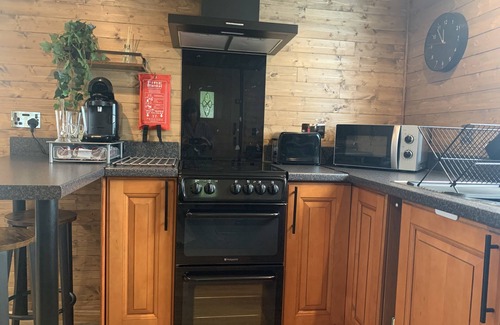 Boyton Apartment | Beautiful 1-Bed Studio in boyton launceston