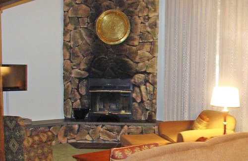 French Lick Apartment | Beautiful 1 bedroom unit at resort, sleeps 4