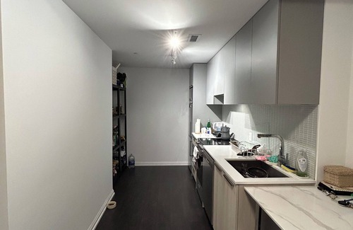 Etobicoke Condo | Beautiful 1 Bendroom Condo In the Heart of Etobicoke, Humber River