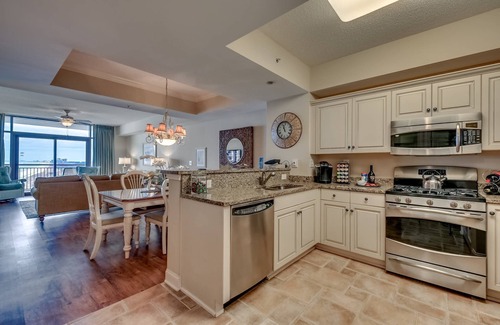 Windy Hill Condo | Beautiful 16th Floor Oceanfront Condo at North Beach Resort - $300 FREE Activities Daily!