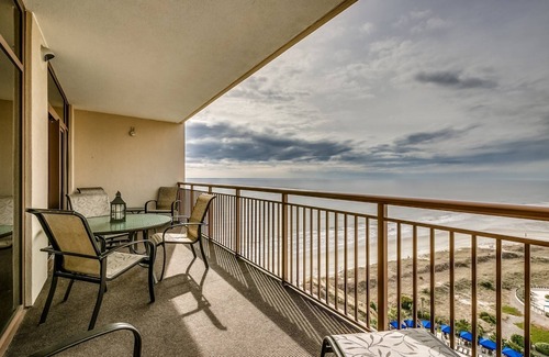 Windy Hill Condo | Beautiful 16th Floor Oceanfront Condo at North Beach Resort - $300 FREE Activities Daily!