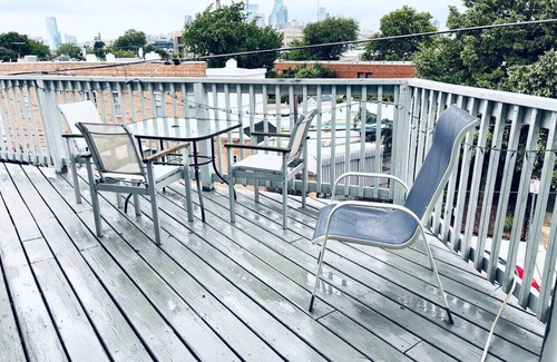 Passyunk Square Apartment | Beautiful 1BD Apt with Roofdeck in Passyunk Square