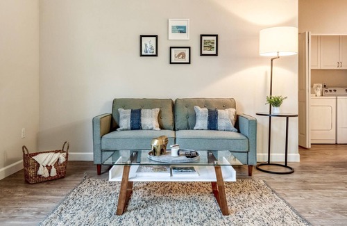 Foster City Apartment | Beautiful 1BR Apartment in Foster City