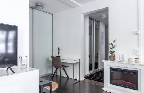 Lahti Apartment | Beautiful 1BR Apartment near Lahti Center with Free Parking