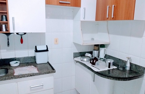 Praia do Morro Apartment | Beautiful 1st floor apartment facing the sea, on Avenida Praiana, one hundred meters from Morro beach.