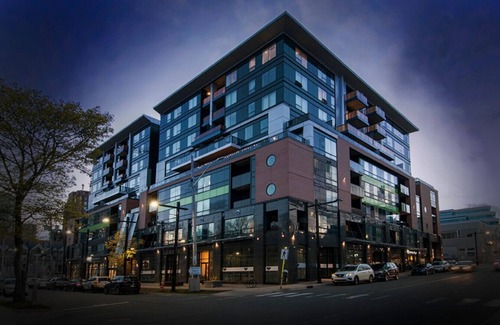 Downtown Halifax Apartment | Beautiful 2 Bed, 2 Bath in Prime Downtown Halifax