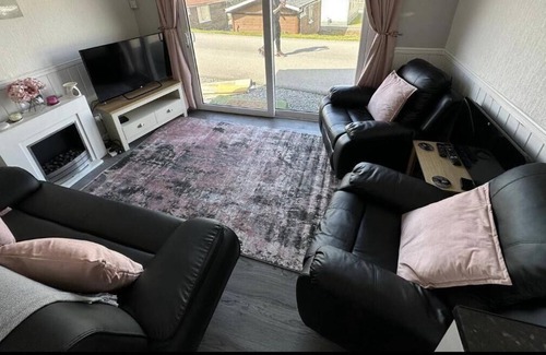 Aberystwyth Ski Chalet | Beautiful 2-Bed Chalet in Aberystwyth