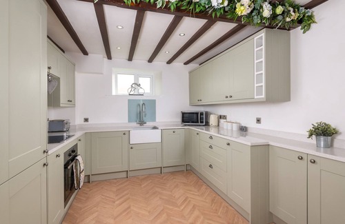 Hayton Cottage | Beautiful 2-Bed Cottage in Brampton