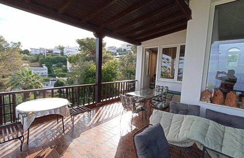 Saronida House | Beautiful 2-Bed House in Saronida