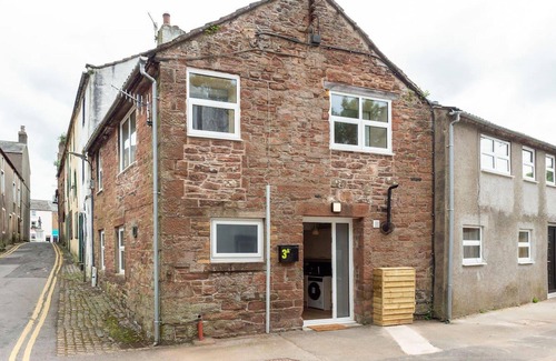 Egremont House | Beautiful 2-bed House in Egremont Milo's Place