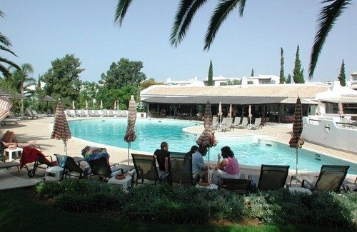 Patroves Apartment | Beautiful 2 bed S. Raf ground floor apt A/C sea views beach 250m