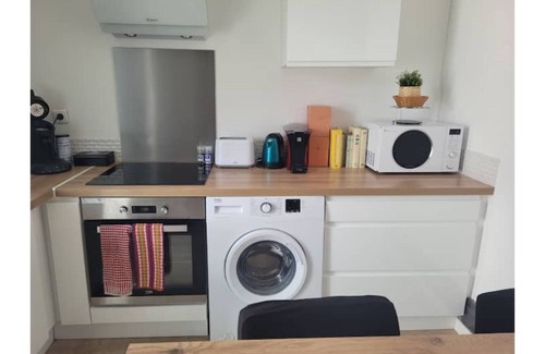 Chateauvert Apartment | Beautiful 2-bedroom air-conditioned apartment Downtown