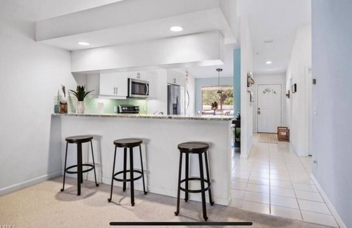 Naples Condo | Beautiful 2 bedroom condo with resort amenities. Minutes from downtown & beaches