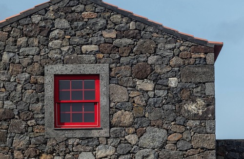 Calheta House | Beautiful 2 Bedroom Ocean Front House In São Jorge, Azores - Mamba