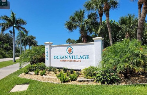 Fort Pierce Condo | Beautiful 2-bedroom Condo Steps to the Beach. Photos coming soon!