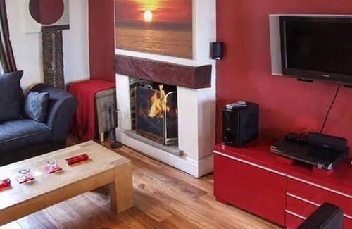 Belper Cottage | Beautiful 3-Bed Cottage in Belper