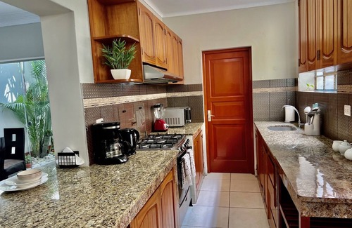Miraflores House | Beautiful 3 bedrooms 3.5 baths house in a great area of Miraflores - Lima