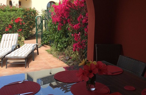 Costa Esuri House | Beautiful 3 bed townhouse in Andalucia ideal for families, golf. Shared Pool.