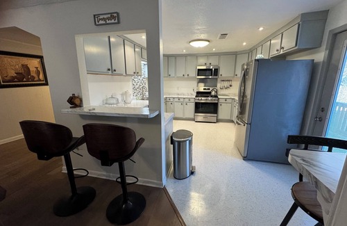Ackerman House | Beautiful 3-bedroom 2-bath home in Ackerman. Washer & dryer, WiFi, & lots more!