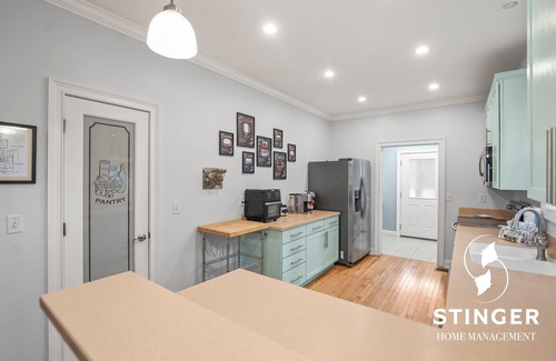 Beaufort House | Beautiful 3 bedroom 3 bath home close to downtown and the Spanish Moss Trail.