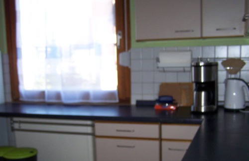 Stuttgart Apartment | Beautiful 3 bedroom apartment with balcony and bathroom with window incl. Parking Space